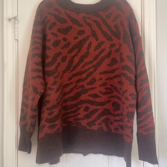 SWEATER - Picture 4 of 5